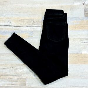 URBAN‎ PLANET – Black CALI skinny jeans | Distressed | Size 0 *